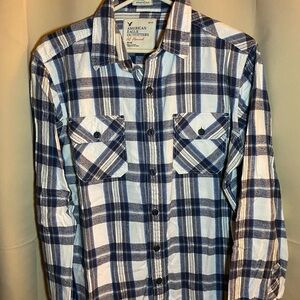American Eagle Outfitters Blue and White Plaid Flannel Button Down Shirt